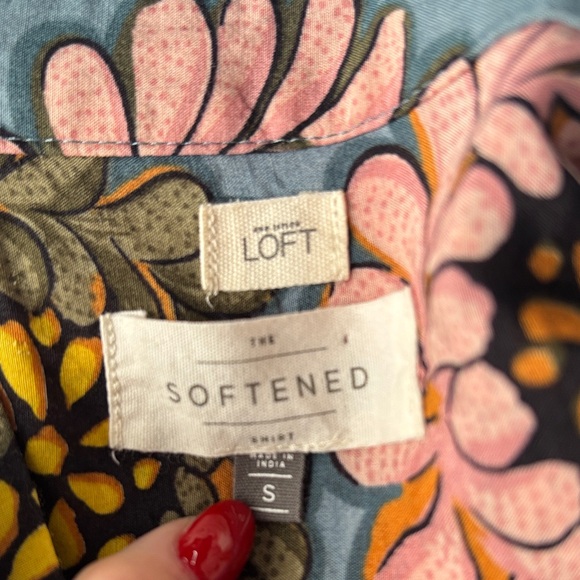 🌸 LOFT Floral V-Neck Blouse Women's Small Blue Pink Green Boho Wide Sleeve 🌸 - Picture 11 of 17